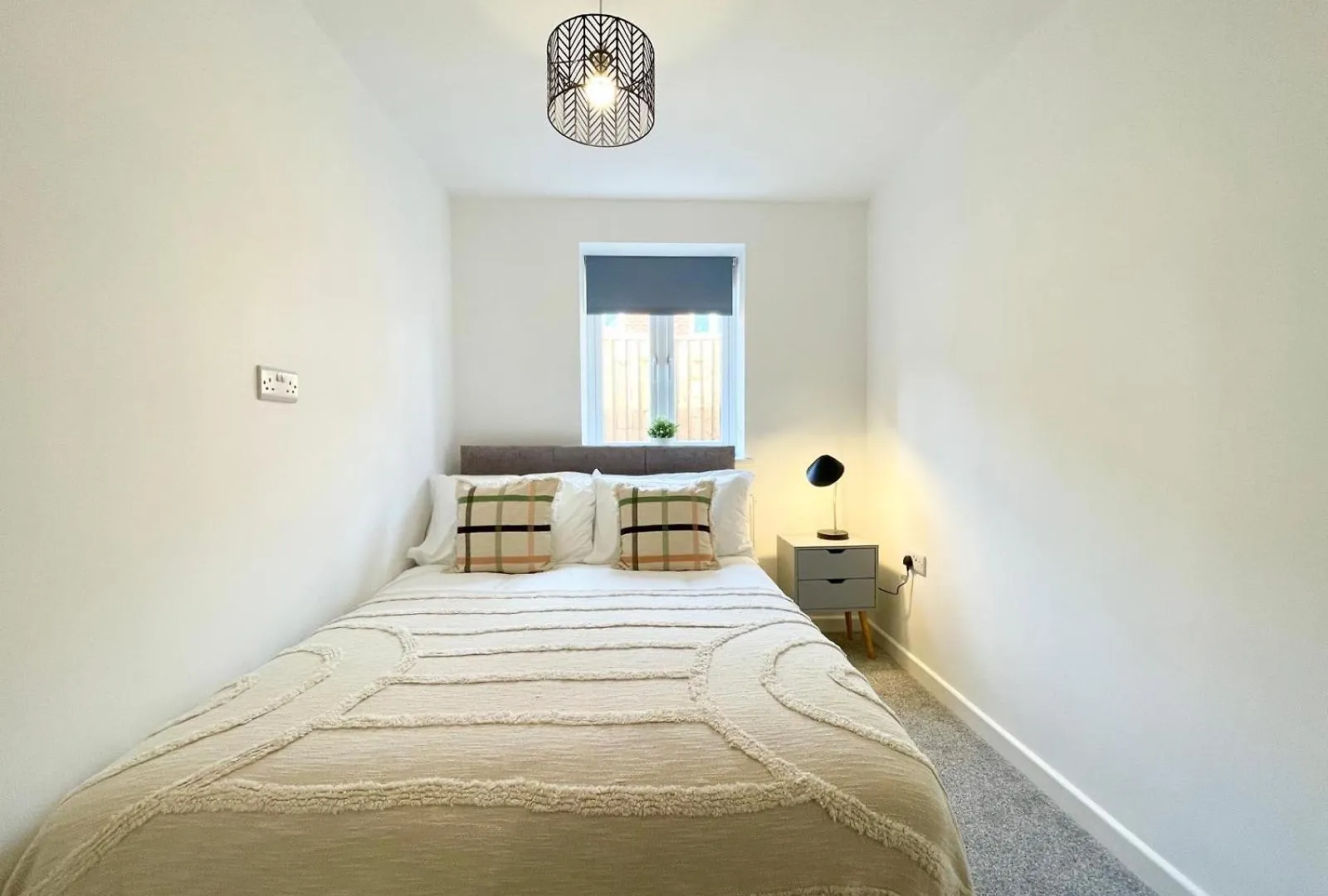 New Bungalow - 20-Min Walk To Quays - Plenty Of Parking - Large Garden - Wi-Fi GLOUCESTERSHIRE